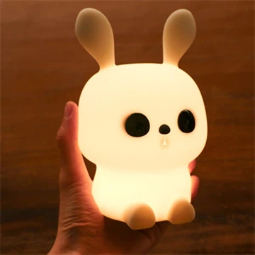 Prawidłowe użycie małych lampek nocnych